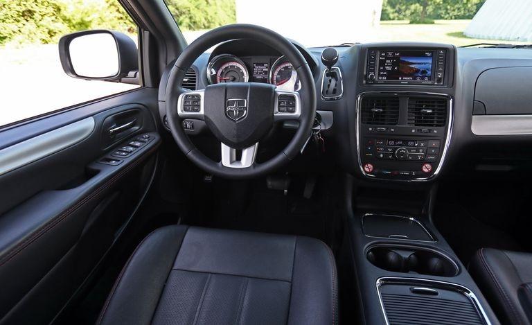 2017 Silver /Black Dodge Grand Caravan GT (2C4RDGEG0HR) with an 3.6L V6 DOHC 24V engine, 6A transmission, located at 3160 South Valley View Blvd, Las Vegas, NV, 89146, (888) 750-6845, 36.132458, -115.190247 - The 2017 Dodge Grand Caravan is all about transporting a bunch of people at an affordable price. This seven-passenger minivan undercuts its least expensive competitor by thousands of dollars when new. Even when loaded to the hilt with options, the price tag doesn't come close to its high-rent rivals- Photo#12