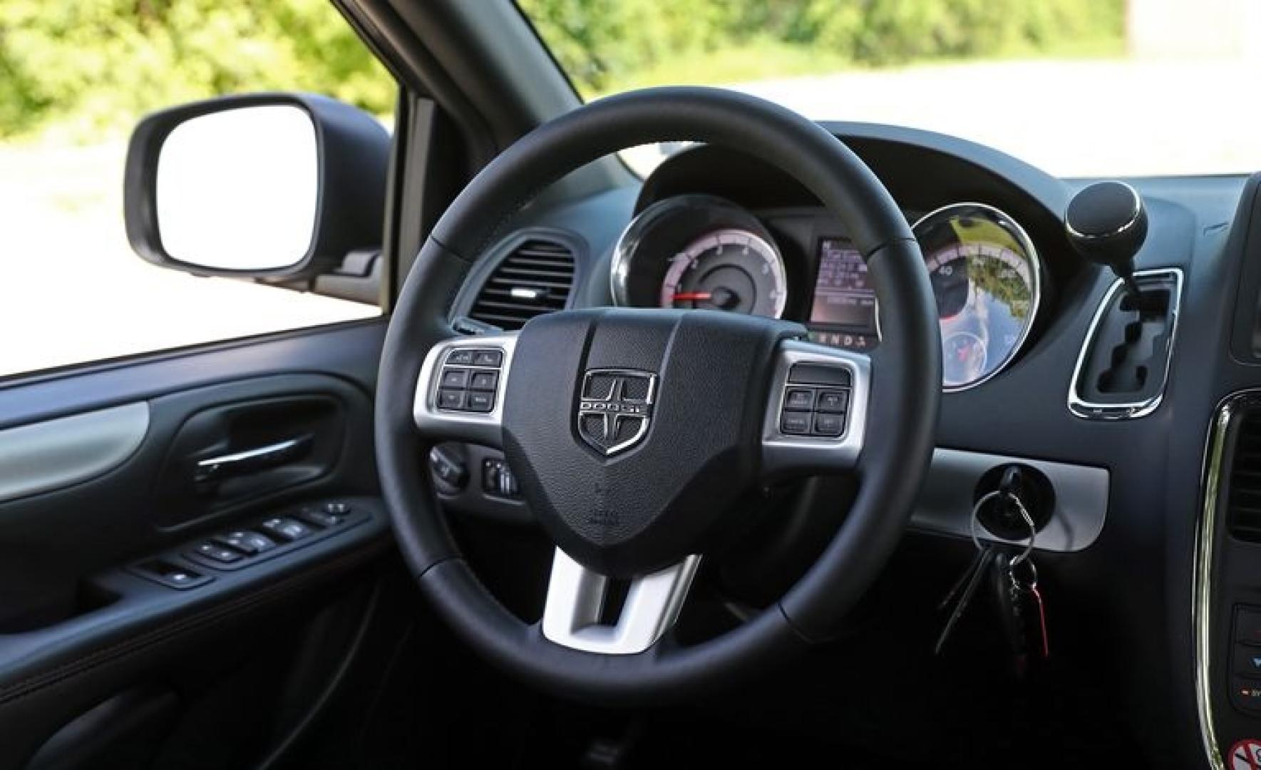 2017 Silver /Black Dodge Grand Caravan GT (2C4RDGEG0HR) with an 3.6L V6 DOHC 24V engine, 6A transmission, located at 3160 South Valley View Blvd, Las Vegas, NV, 89146, (888) 750-6845, 36.132458, -115.190247 - The 2017 Dodge Grand Caravan is all about transporting a bunch of people at an affordable price. This seven-passenger minivan undercuts its least expensive competitor by thousands of dollars when new. Even when loaded to the hilt with options, the price tag doesn't come close to its high-rent rivals - Photo#13
