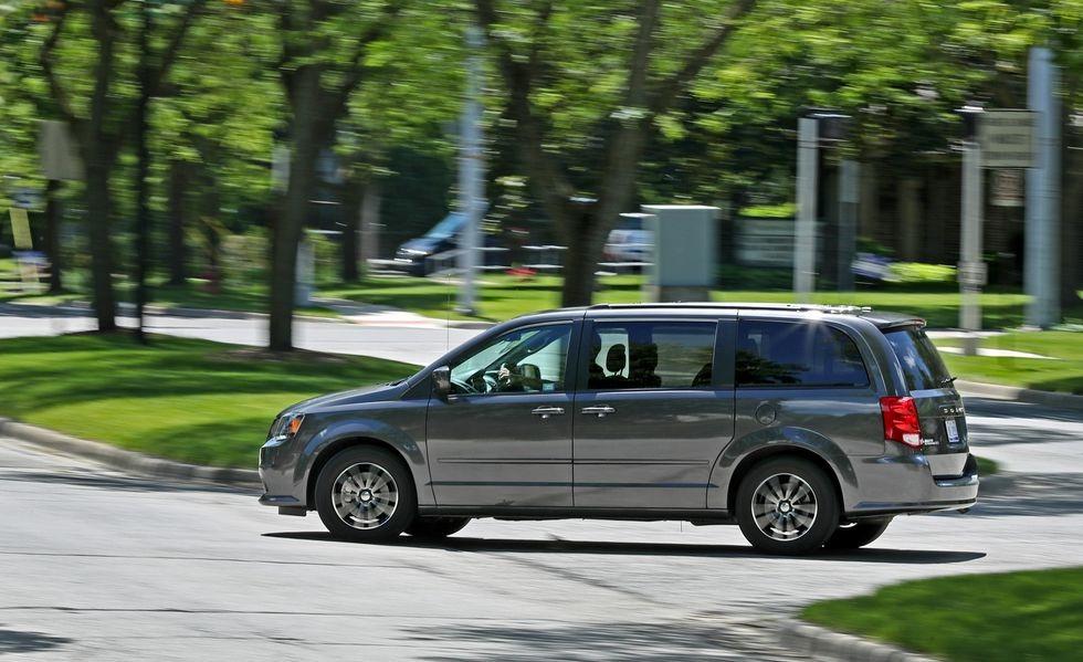 2017 Silver /Black Dodge Grand Caravan GT (2C4RDGEG0HR) with an 3.6L V6 DOHC 24V engine, 6A transmission, located at 3160 South Valley View Blvd, Las Vegas, NV, 89146, (888) 750-6845, 36.132458, -115.190247 - The 2017 Dodge Grand Caravan is all about transporting a bunch of people at an affordable price. This seven-passenger minivan undercuts its least expensive competitor by thousands of dollars when new. Even when loaded to the hilt with options, the price tag doesn't come close to its high-rent rivals- Photo#3
