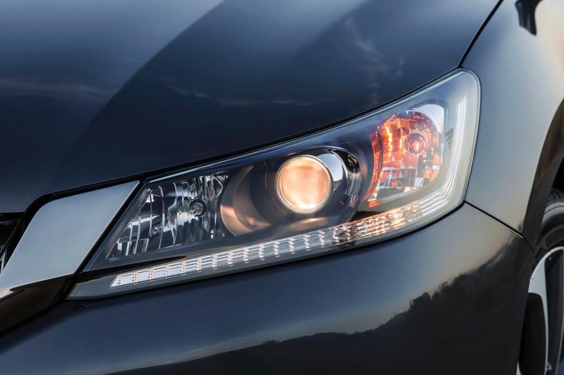 2014 Charcoal /Graphite Honda Accord Sport Sedan CVT (1HGCR2F54EA) with an 2.4L L4 DOHC 16V engine, Continuously Variable Transmission transmission, located at 3160 South Valley View Blvd, Las Vegas, NV, 89146, (888) 750-6845, 36.132458, -115.190247 - The 2014 Honda Accord earns top honors in the midsize sedan class with its mix of excellent packaging, superb fuel economy and rewarding performance. vehicle overview After last year's complete redesign, which resulted in a slimmer, more fuel-efficient Honda Accord with a higher-end cabin ambien- Photo#16