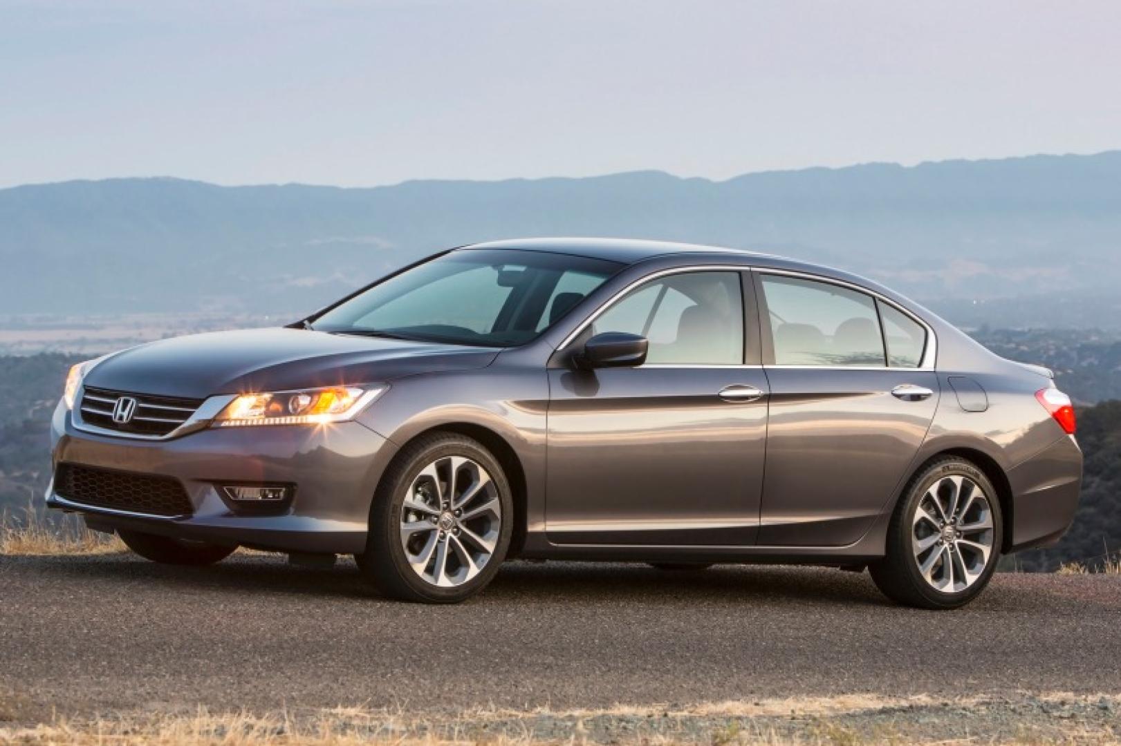 2014 Charcoal /Graphite Honda Accord Sport Sedan CVT (1HGCR2F54EA) with an 2.4L L4 DOHC 16V engine, Continuously Variable Transmission transmission, located at 3160 South Valley View Blvd, Las Vegas, NV, 89146, (888) 750-6845, 36.132458, -115.190247 - The 2014 Honda Accord earns top honors in the midsize sedan class with its mix of excellent packaging, superb fuel economy and rewarding performance. vehicle overview After last year's complete redesign, which resulted in a slimmer, more fuel-efficient Honda Accord with a higher-end cabin ambien - Photo#7